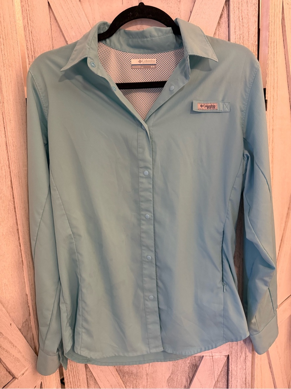 Columbia Light Aqua Snap-Front Outdoor Shirt